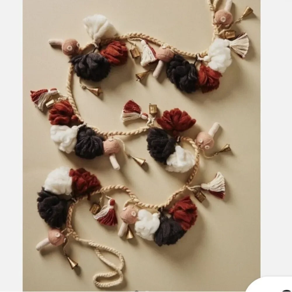 Anthropologie Large Mushroom Garland 72